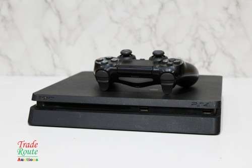 Sony PS4 PlayStation 4 SLIM 1TB console - CUH-2116B - Jet Black  *** SONY PS4 ***