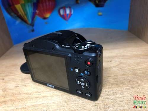 Canon PowerShot SX500 IS DIGITAL CAMERA 16.0 MP with 30x Wide-Angle Optical IS Zoom and 3.0-Inch LCD