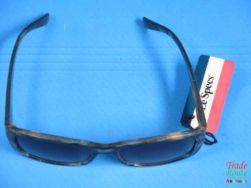 Le Specs  Polarized Sunglass - IN HARD CASE
