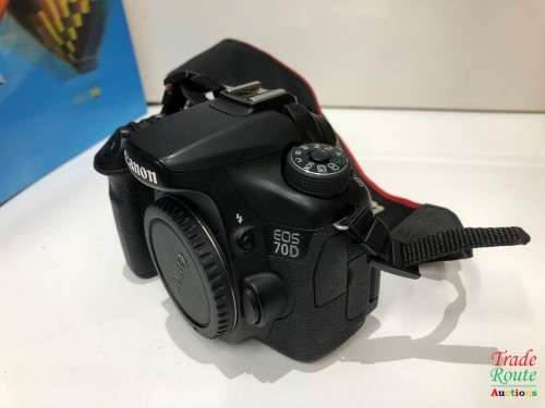 Canon EOS 70D DSLR CAMERA BODY *** 20.2 MP FULL HD