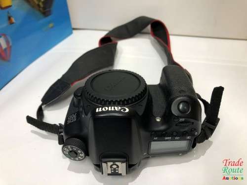 Canon EOS 70D DSLR CAMERA BODY *** 20.2 MP FULL HD