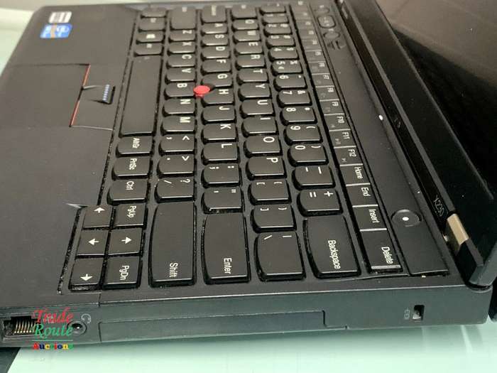 Lenovo Thinkpad X230 Laptop ~ Core i5 ~ 12.5 Inch screen