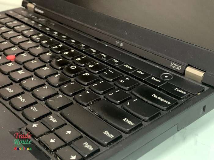 Lenovo Thinkpad X230 Laptop ~ Core i5 ~ 12.5 Inch screen
