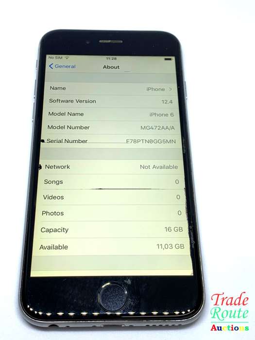 Apple iPhone 6 Space Grey (Pre Owned) SmartPhone (Marks & Lines on Screen)
