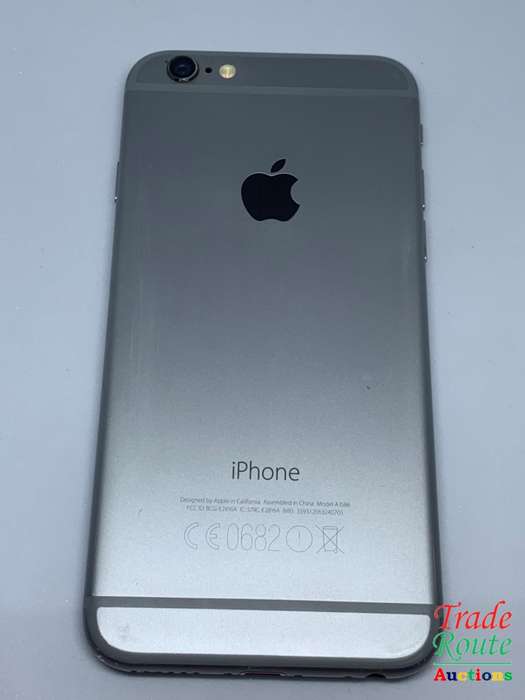 Apple iPhone 6 Space Grey (Pre Owned) SmartPhone (Marks on Screen)