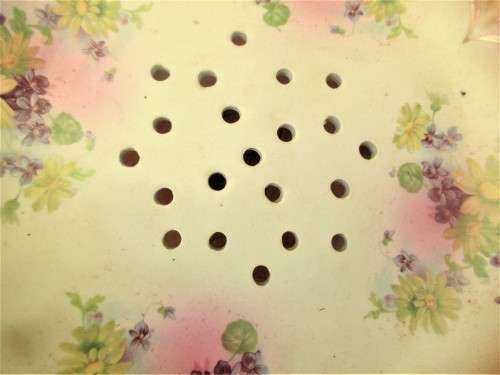 BEAUTIFUL VICTORIAN  ERA SALAD DISH WITH DRAINER HOLES