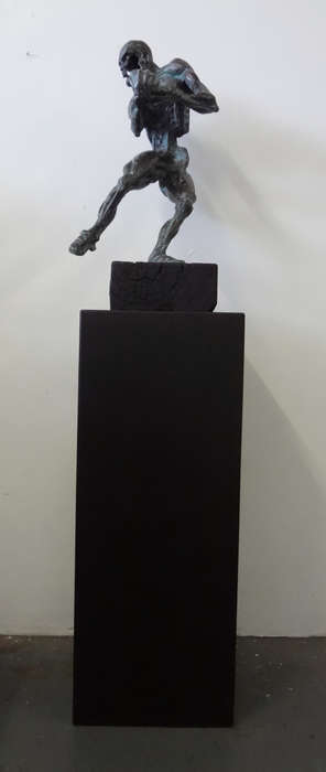 kurt lossgott rugby player sculpture