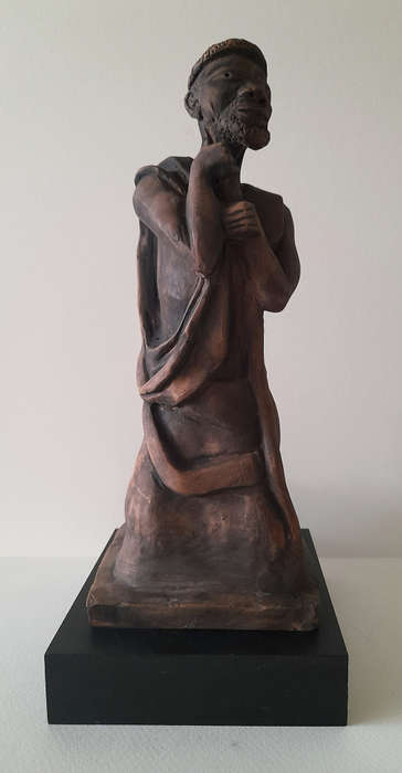 clive sithole fired earthenware figurative sculpture