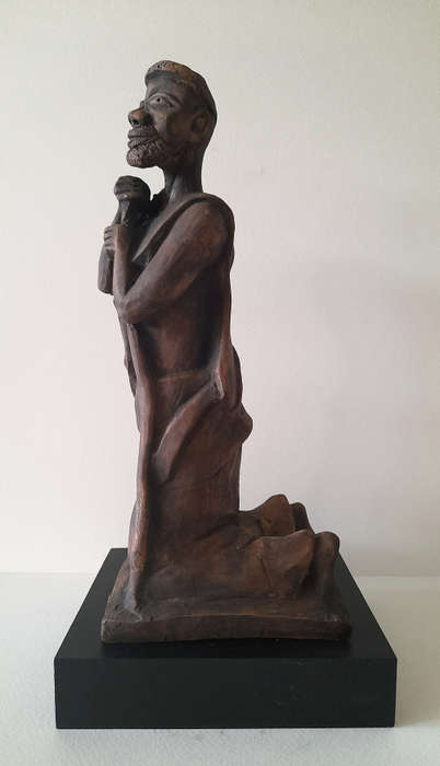 clive sithole fired earthenware figurative sculpture