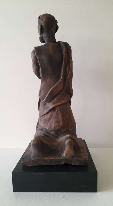 clive sithole fired earthenware figurative sculpture
