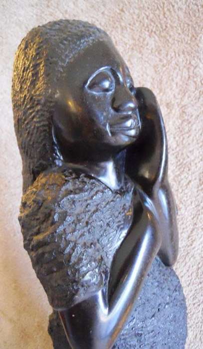 Edward Chitau - stone sculpture