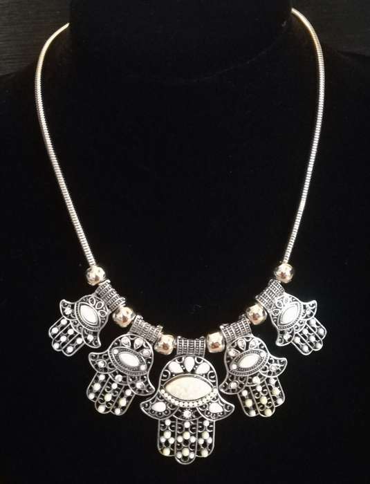 Boho Vintage Style Silver Necklace with Hamsa Design - White