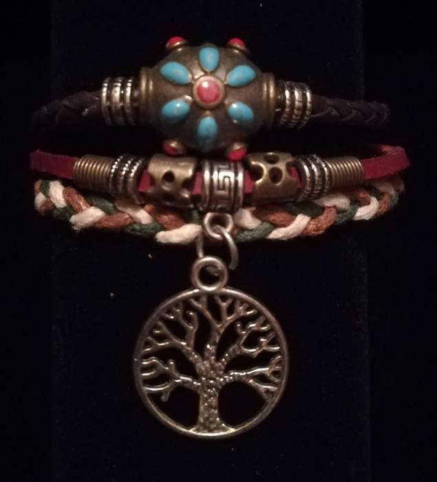 Unisex Multilayer Adjustable Leather / Vegan leather Wax String Bracelet  with Tree of Life Charm