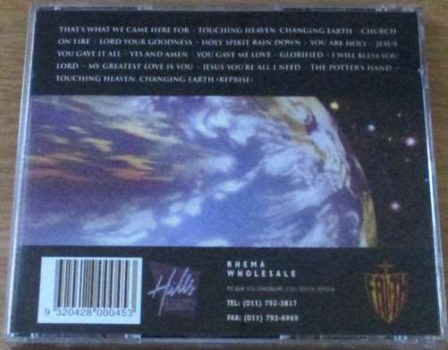 HILLSONG Touching Heaven Changing Earth [Shelf G Box 14]
