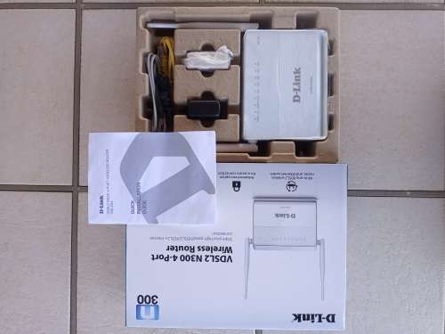 D-Link 4 Port Wireless Router and Extender