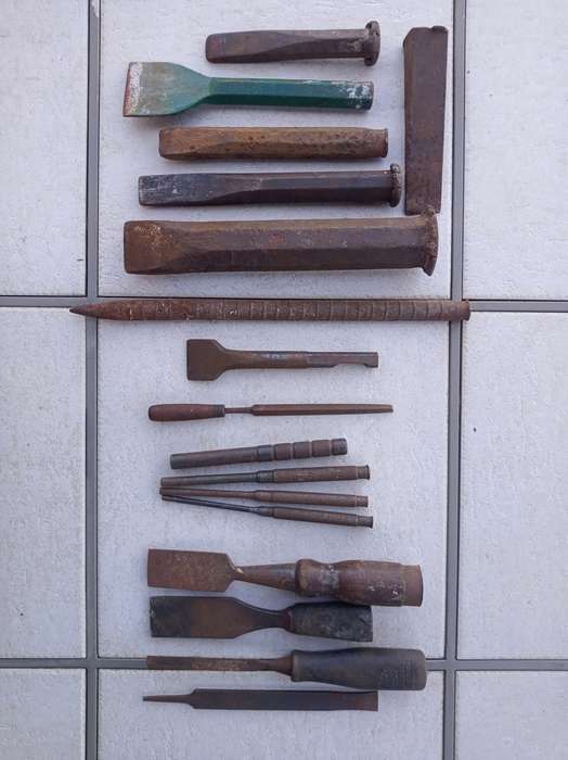 17 Piece Chisel Set