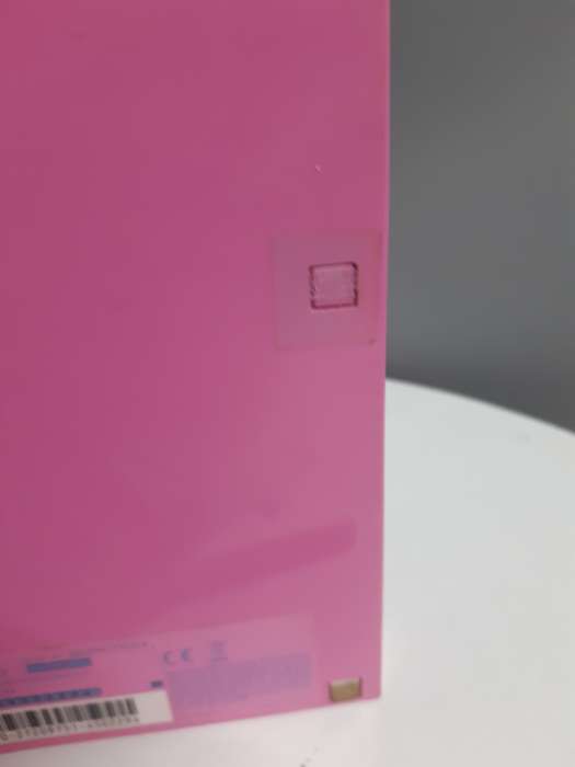 Playstation 2 - pink limited edition  console
