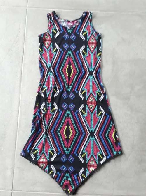 GIRLS FUNKY DRESS 9-10 YEARS