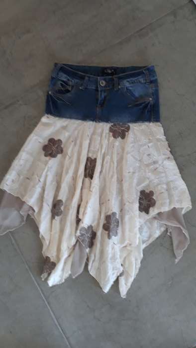 STUNNING POINTY SKIRT SIZE 8