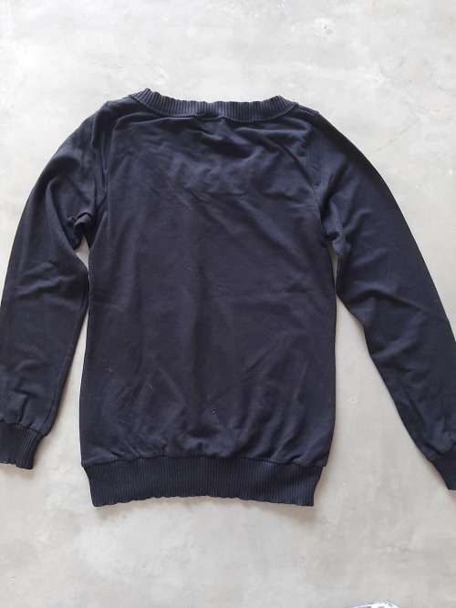 LONG SLEEVE TOP SIZE small