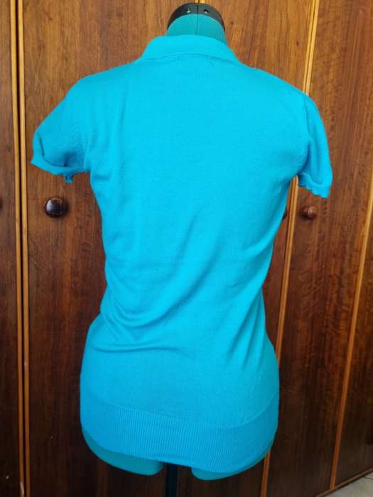 STUNNING KNIT TOP SIZE S/M