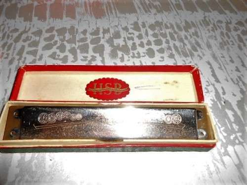 VINTAGE HOHNER HARMONICA  SONG BAND  MODEL 2 ORGAN TUNING