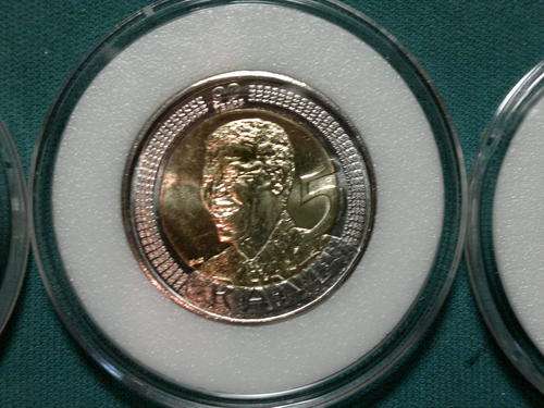 BRAND NEW MANDELA 90th Birthday R5 Coin UNC - OUT OF BAG - BRAND NEW
