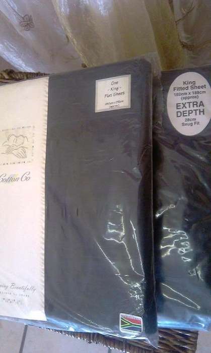 Black Fitted Sheet and Boxed Night Frill set: King