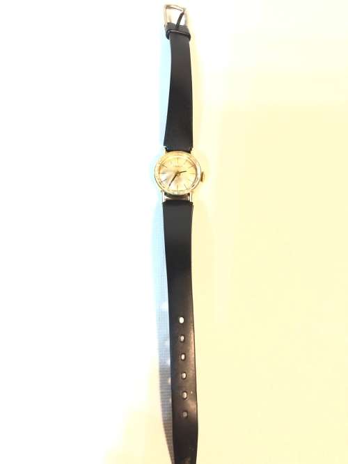 A  VINTAGE LADIES TISSOT MECHANICAL WIND UP WATCH WORKING ORDER