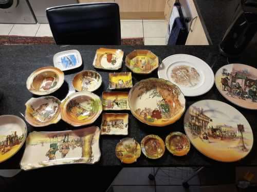 19 ROYAL DOULTON WILL SELL AS A LOT ALL ARE IN GOOD ORDER