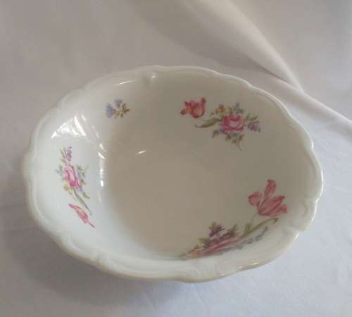 Beautiful floral Huguenot Royale Fine China collection - Salad bowl Serving bowl