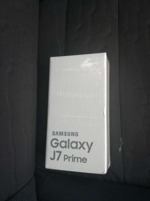 Brand new samsung J7 prime sealed in box