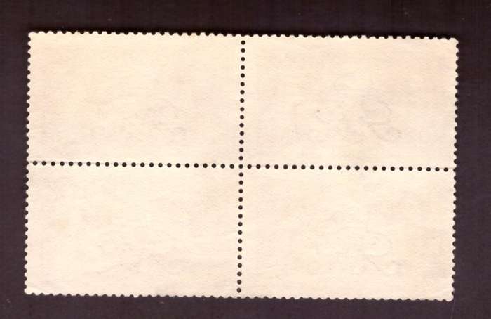 G.B.  George V.  Sea horses 2/6 block of 4 nice used.
