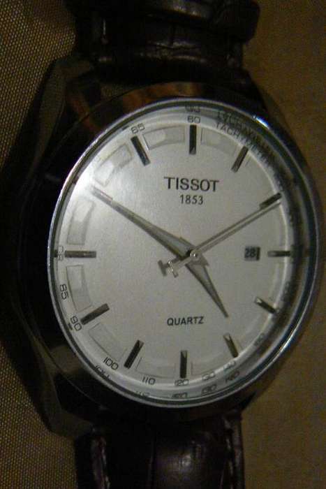 **  SPECIAL ** BRAND NEW *** TISSOT BRANDED QUARTZ WATCH WITH BROWN STRAP