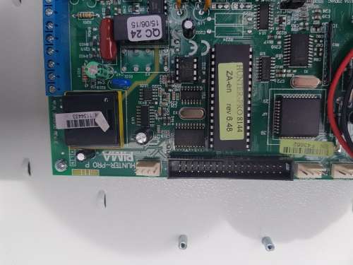 PIMA HUNTER PRO (Panel & LCD Keypad)