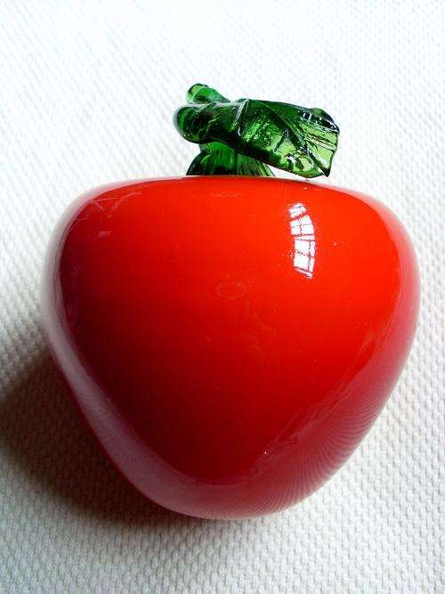 Red Apple Paperweight "01"