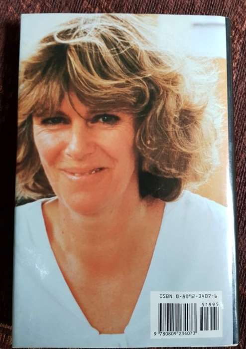 Camilla, The kings Mistress, First Edition by Caroline Graham  A Love Story