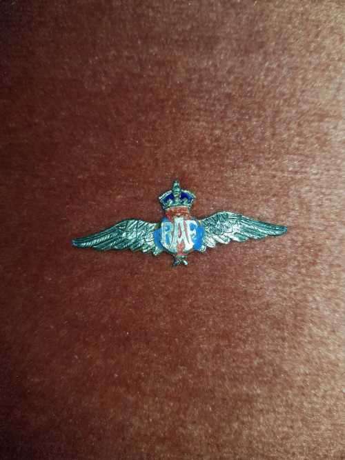 Churchill, man of Destiny, Gifts to a Hero, Warlord , RAF Pilot badge, set of four includ