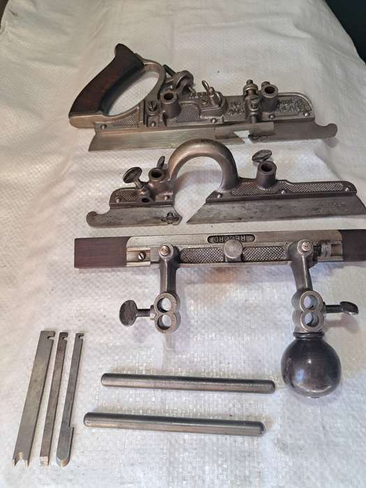 Record No. 405 Multi-Plane