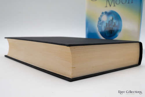 Conqueror`s Moon by May, Julian