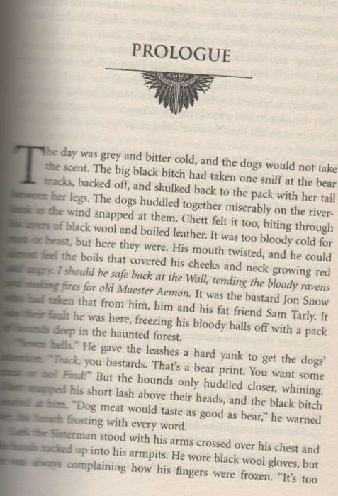 A STORM OF SWORDS, 1: STEEL AND SNOW - GEORGE R R MARTIN (2011)