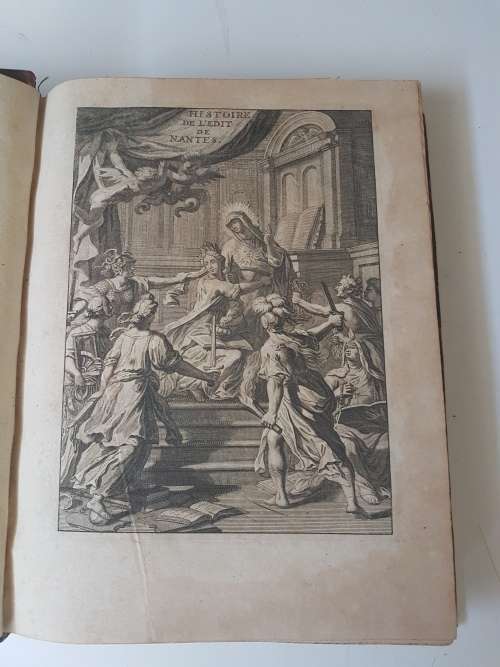 Histoire de l`Edit de Nantes. Original 1693-1695 5 volume gilt decorated leatherbound set.
