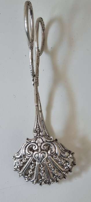 Solid Silver  0.835 German Cake , Pastry, Asparagus  Tongs. Awesome detail. Christoph Widmann. 36 g