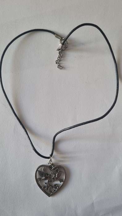 Heart Metal  Pendant Necklace Peace and Doves