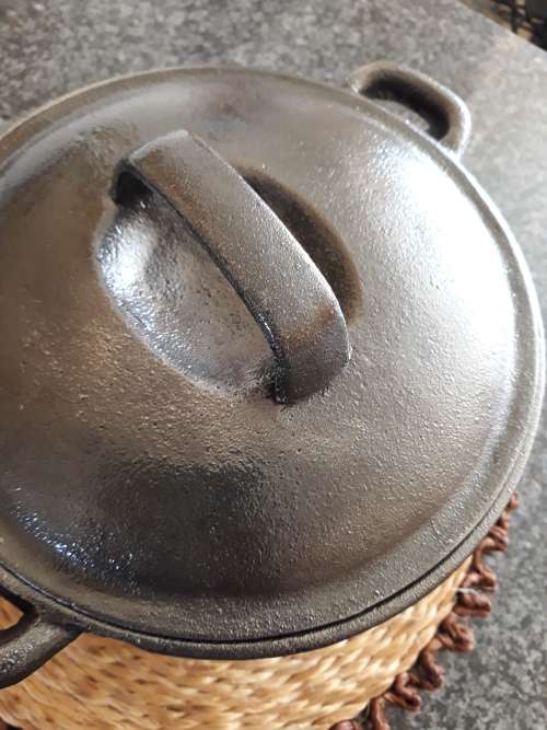 ##Gorgious cast iron pot made in Taiwan##