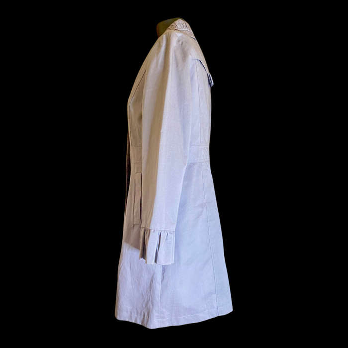 Grey coat Size: 34/36