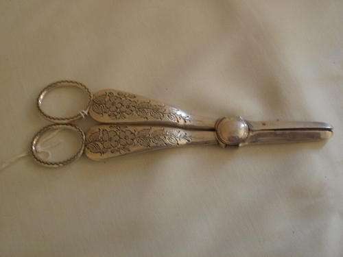 SILVER PLATED GRAPE SCISSORS