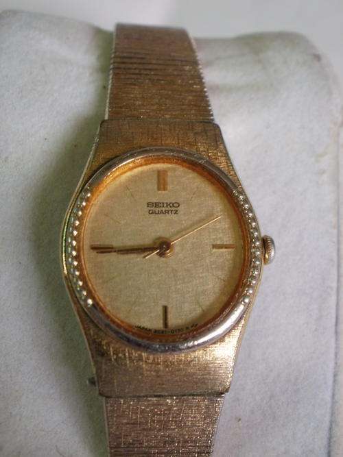 LADIES SEIKO QUARTZ WATCH