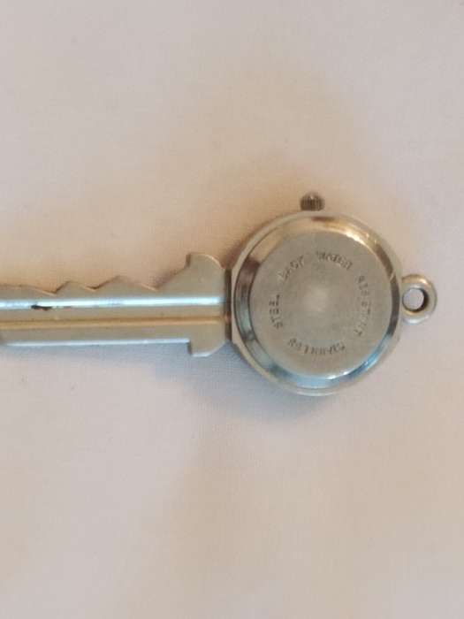 Mibgi Key Pendant Watch