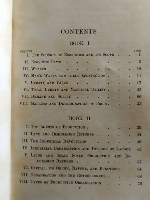 Elements of Economics for South African Students